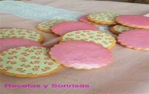 Galletas Rosas Y Con Florecitas
