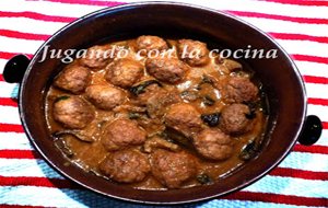 Albóndigas Con Bolets (setas)
