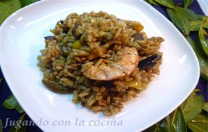 Arroz Con Calamares En Su Tinta (de Lata) Y Gambas 
