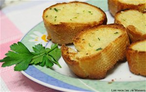 Pan De Mantequilla De Ajo Y Perejil
