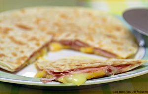 Quesadilla De Jamón York Y Queso (microondas)
