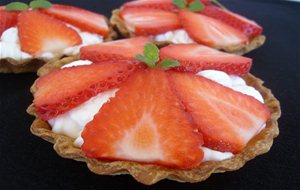 Tartaletas De Nata Y Fresas
