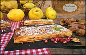 Pastel Rápido De Hojaldre Con Membrillo, Queso Y Nueces De California
