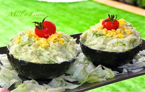 Aguacates Rellenos De Atún Y Huevo
