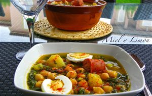 Garbanzos Con Espinacas (light)
