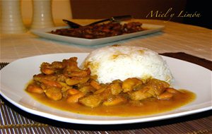 Pollo Con Almendras
