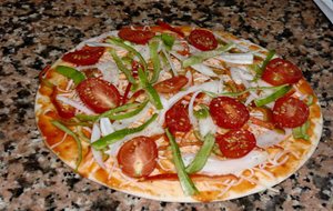 Pizza De Cherris Con Verduritas
