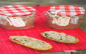 Paté De Pollo