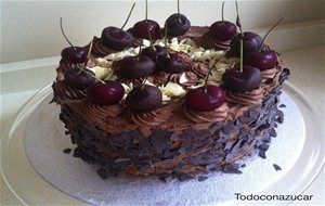 Tarta De Cerezas Y Chocolate
