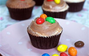 Cupcakes De Chocolate Y Mantequilla De Cacahuete
