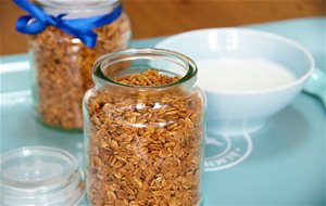 Granola Con Jarabe De Arce Y Mantequilla De Cacahuete
