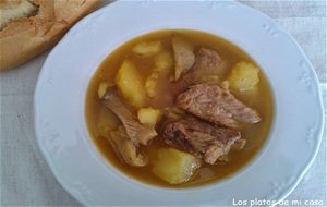 Guiso De Patatas Y Costillas
