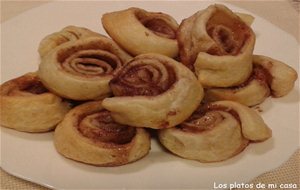 Rollitos De Hojaldre Y Canela
