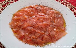 Salmon Ahumado Con Tomate
