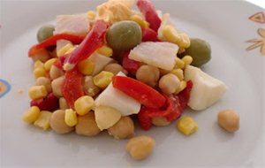 322&#176; Receta: Ensalada De Garbanzos, Bacalao Y Pimiento
