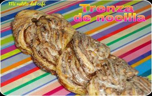 Trenza De Nocilla Con Almendras
