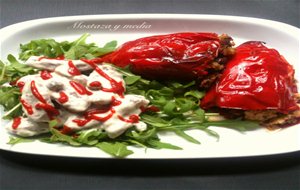 Pimientos Asados Rellenos Y Ensalada De Ñoquis
