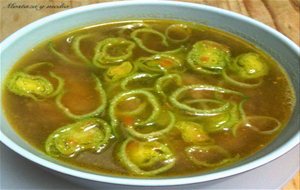 Sopa De Zanahoria Y Anacardos
