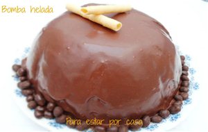 Bomba Helada Nata Y Chocolate Bombón
