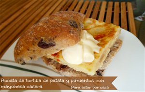 Bocata De Tortilla De Pimientos Y Mayonesa Casera #bocatats
