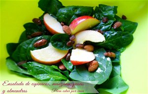 Ensalada De Espinacas, Manzana, Pasas Y Almendras.
