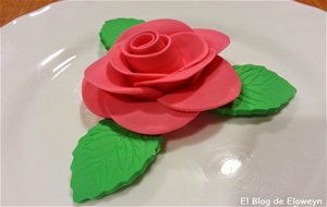 Tutorial Sobre Cómo Hacer Rosas Con Fondant
