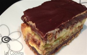 Tarta De Chocolate, Galletas Y Flan