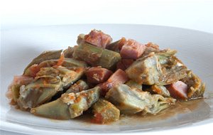 Alcachofas Salteadas Con Tomate Y Panceta
