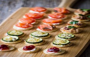 Mini Blinis Para Cóctel (canapés Variados)