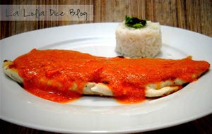 Pescado Con Crema De Tomate 
