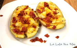 Papas Al Horno Con Queso Y Tocino 
