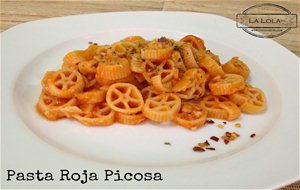 Pasta Roja, Picosita
