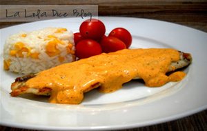 Pescado Con Crema De Pimiento Morrón Rojo
