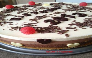 Cumplimos Un Añito: Tarta A Los Tres Chocolates