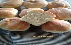 Muffins De Pan Con Grasa De Pato Y Mantequilla Salada