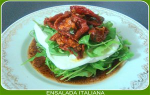 Ensalada Italiana Con Rúcula, Mozzarella Y Tomates Secos