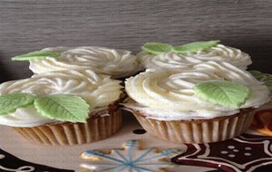 Carrot Cupcakes (cupcakes De Zanahoria)
