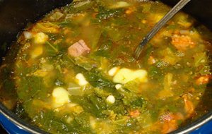 Caldo Gallego
