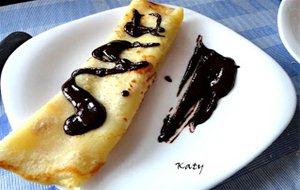 Crépes Con Chocolate Y Nata
