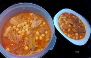 Guisito De Garbanzos Con Costillas
