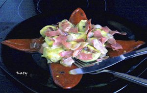 Alcachofas Con Jamón Y Pimientos Del Piquillo
