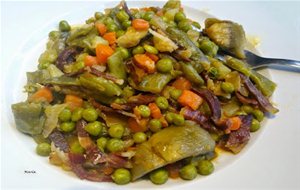 Panaché De Verduras Hervidas Con O Sin Jamón 
