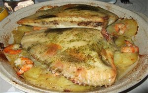 Rodaballo Al Horno Con Langostinos
