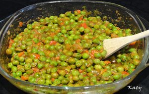 Vacío Relleno En Salsa Con Guisantes Al Pisto
