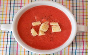 Gazpacho De Cerezas 
