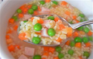 Sopa De Letras Con Verduras Y Jamon De Pavo
