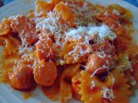 Lazos De Pasta Con Tomate Casero Al Horno
