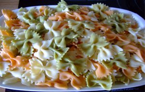 Ensalada De Lazos
