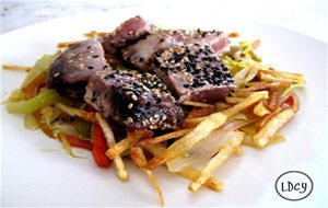 Atun Con Frito De Verduras
