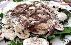 Ensalada De Espinacas Y Champiñones
